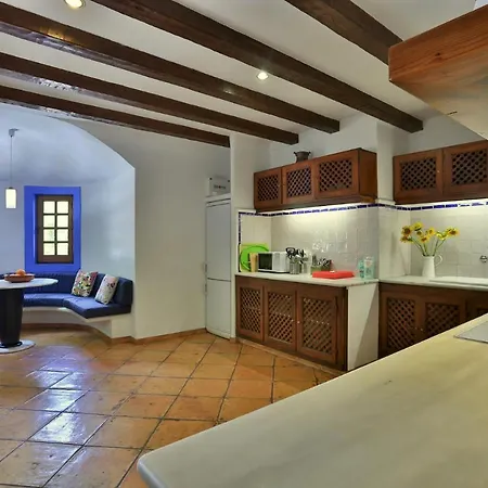 Villa Luxury Private Holiday With Private Pool, Ibiza 1077