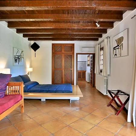 Villa Luxury Private Holiday With Private Pool, Ibiza 1077