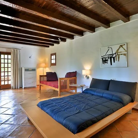 Luxury Private Holiday With Private Pool, Ibiza 1077